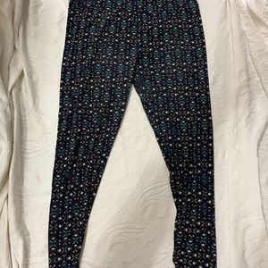 Lularoe women's patterned leggings